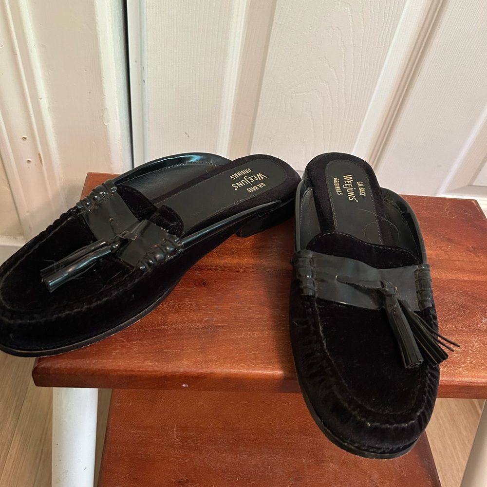 Women’s Bass Weejun Velvet Slides